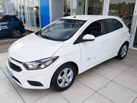 CHEVROLET ONIX 1.4 MPFI LT 8V FLEX 4P MANUAL CHEVROLET ONIX 1.4 MPFI LT 8V FLEX 4P MANUAL